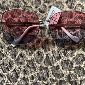 Never Worn - Jessica Simpson Sunglasses